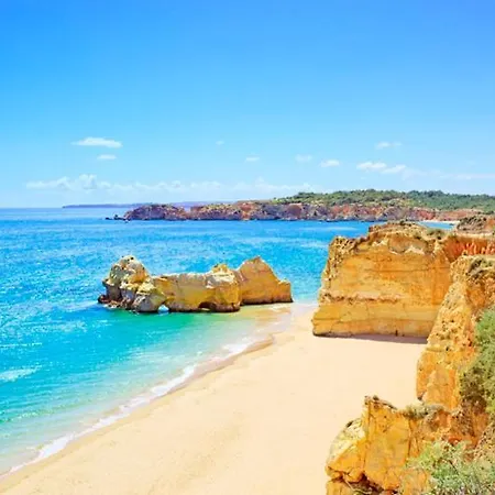 Aldeia Acoteias Villages