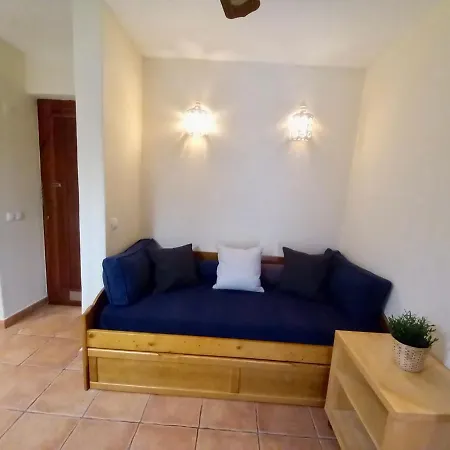 Апартаменти Aldeia Acoteias Villages